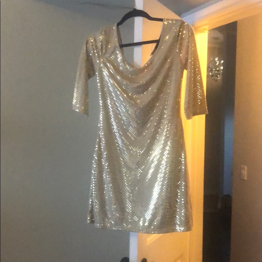 Express XS Gold dress